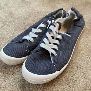 American Eagle flats. Size 8